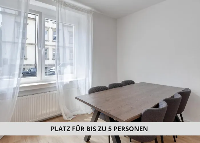 Sali Homes - 3br Apartment, 6 Single Beds, * Bayreuth